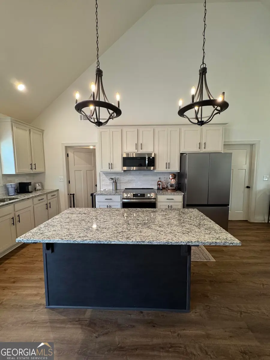 46 W Greenwood Drive, Carrollton, GA 30117 - #2