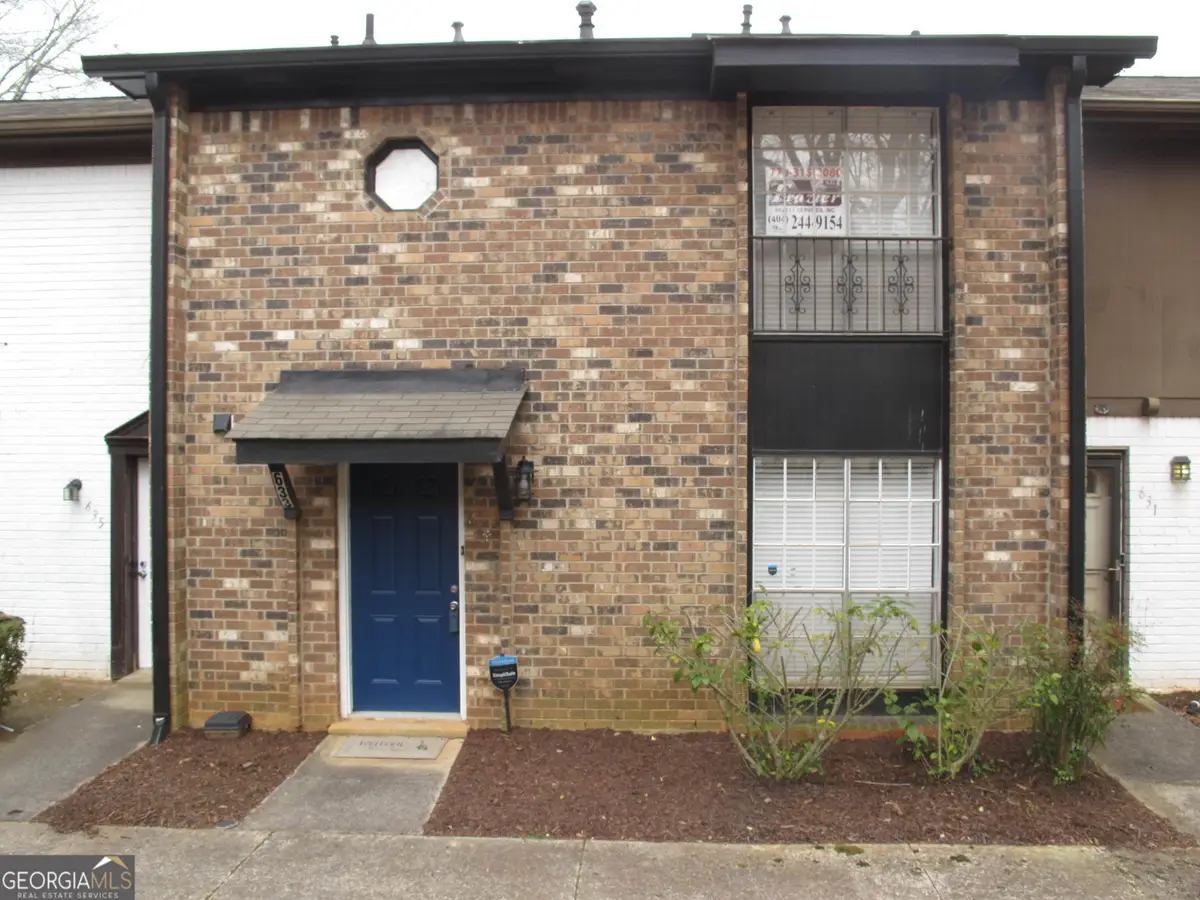 633 Garden Walk Drive, Stone Mountain, GA 30083 - #1