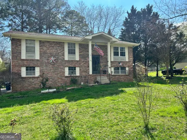 201 Laurelwood Circle, Rossville, GA 30741