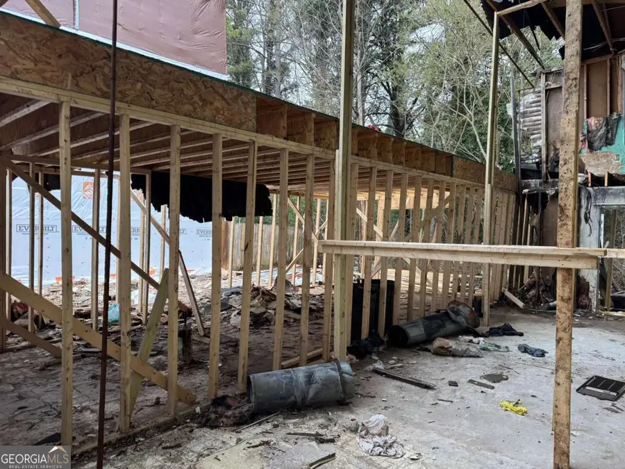 410 Prince Of Wales, Stone Mountain, GA 30083 - #2