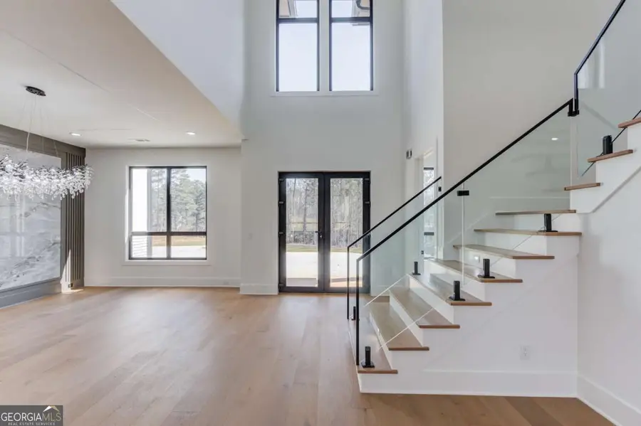 816 Riverside Road, Sugar Hill, GA 30518 - #3