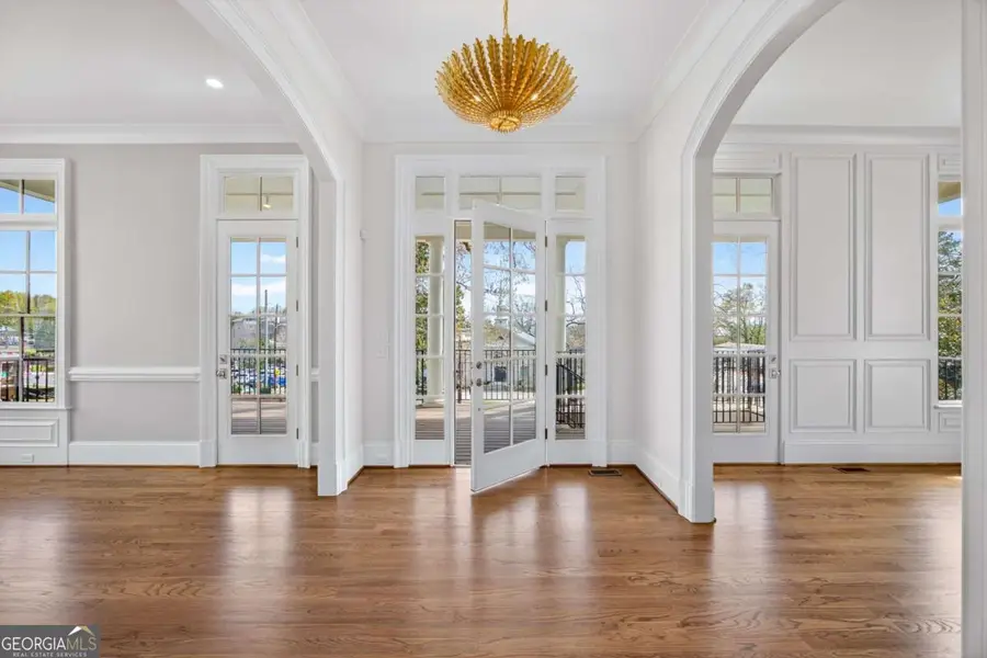 2147 Cooper Lake Road Se, Smyrna, GA 30080 - #2