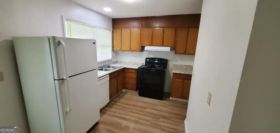 3989 Scott Drive, Forest Park, GA 30297 - #3