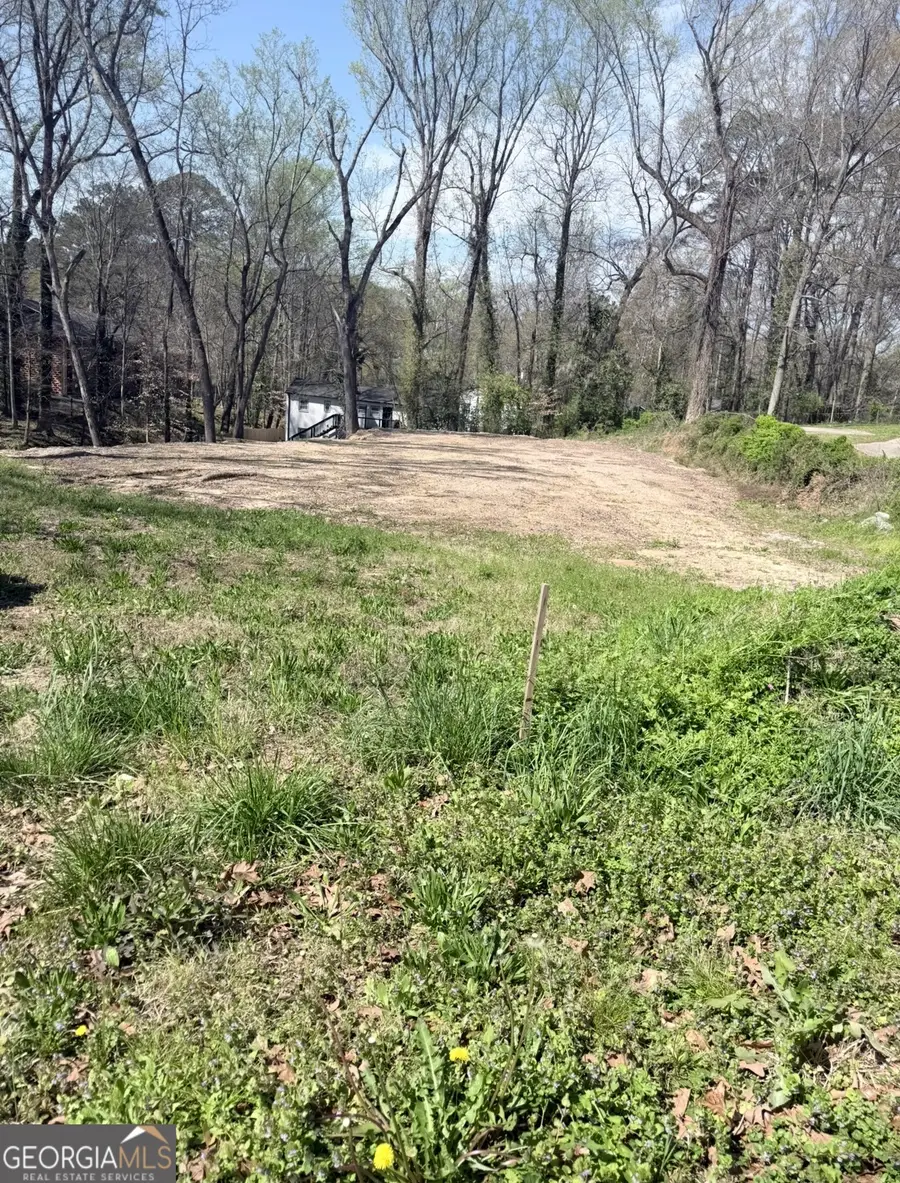 390 Woodlawn Avenue Nw, Atlanta, GA 30318 - #3