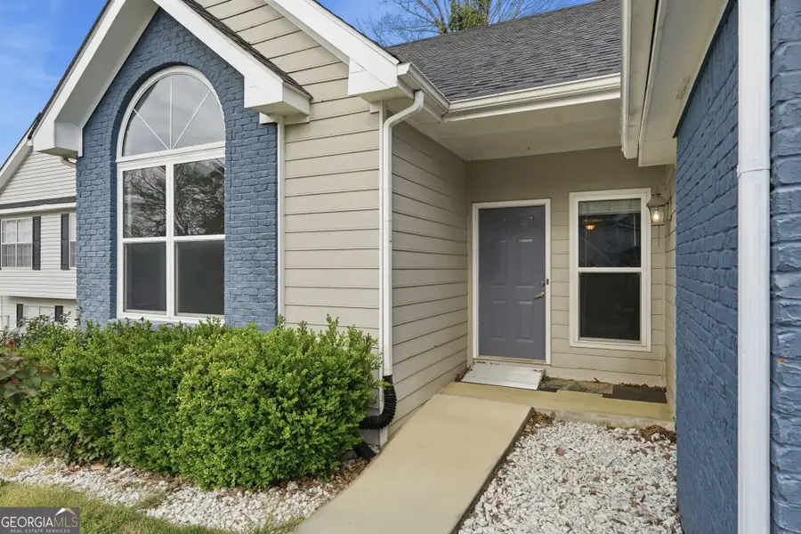 694 Shore View, Lithonia, GA 30058 - #3