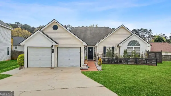 2021 Registry Drive, Hampton, GA 30228