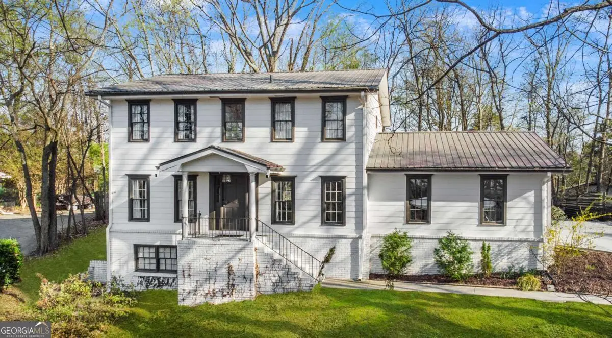 813 Lakeshore Drive, Berkeley Lake, GA 30096 - #1