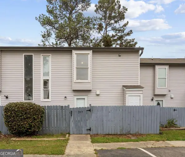 257 Country Club Drive, Jonesboro, GA 30238