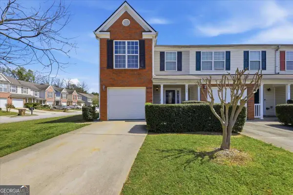 7222 Alicias Way, Morrow, GA 30260