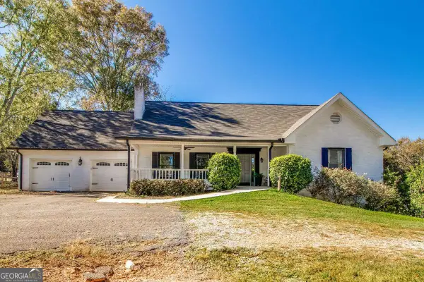 3925 Mark Lake Road, Cumming, GA 30028