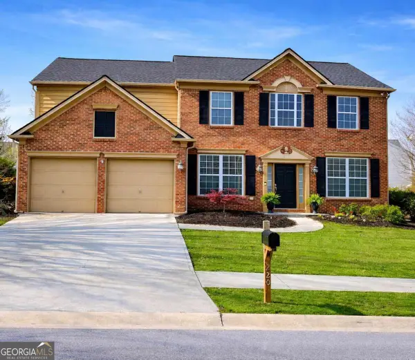 220 Revillion Way, Woodstock, GA 30188