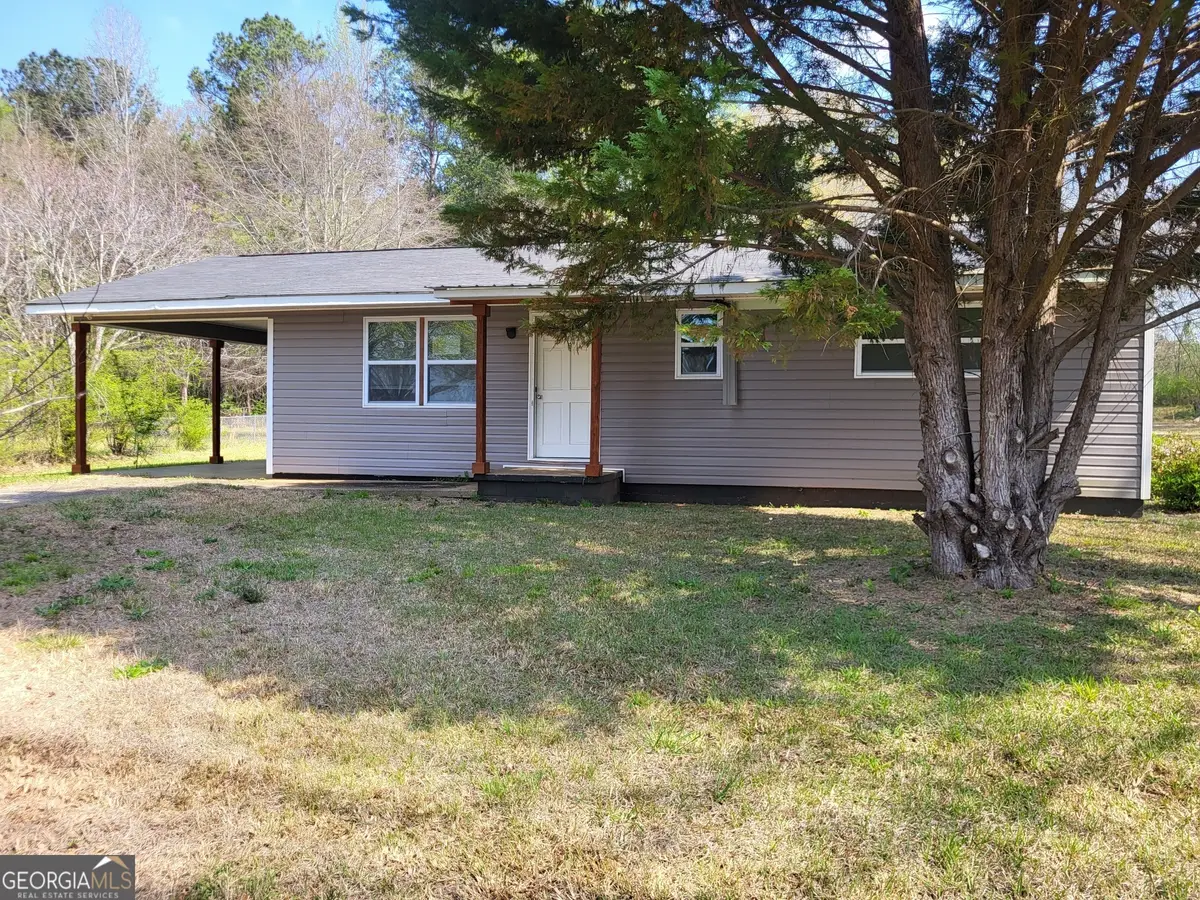 5202 32nd Street Sw, Lanett, AL 36863 - #1