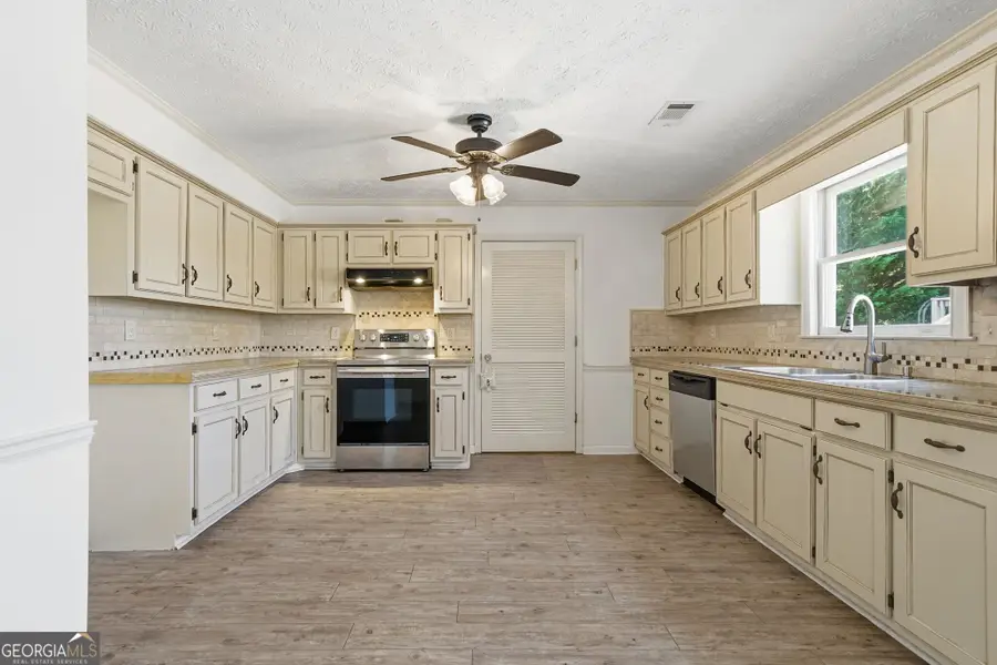 3685 Frankie Wade Lane, Loganville, GA 30052 - #3