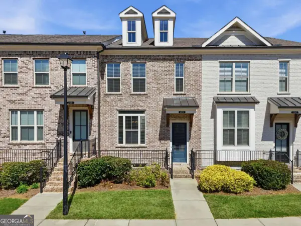 2051 Glenview Park Circle, Duluth, GA 30097