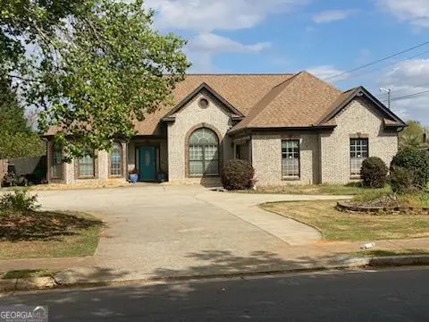 100 Wyckliffe Drive, Locust Grove, GA 30248