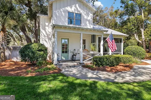 1925 Frederica Road, St. Simons, GA 31522