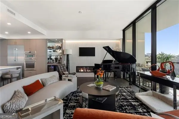 2425 Peachtree Road Ne #707, Atlanta, GA 30305