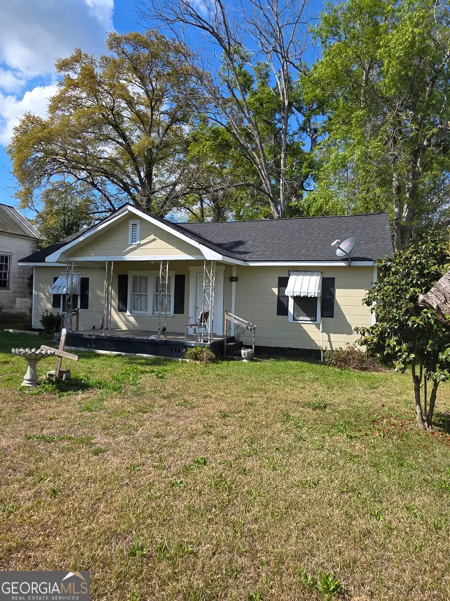 421 Plum Avenue, Millen, GA 30442 - #2