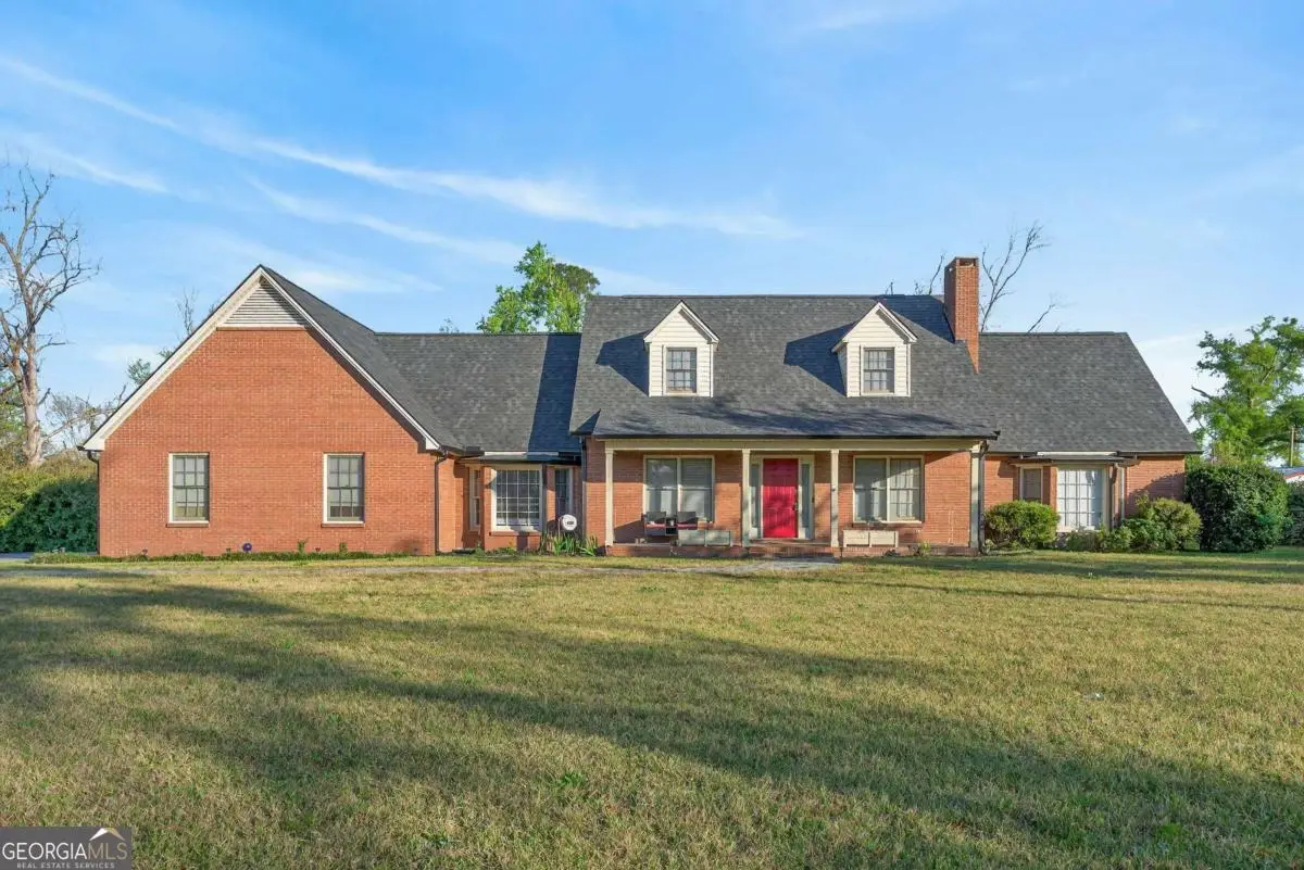 74 N Gill Street, Hazlehurst, GA 31539 - #1