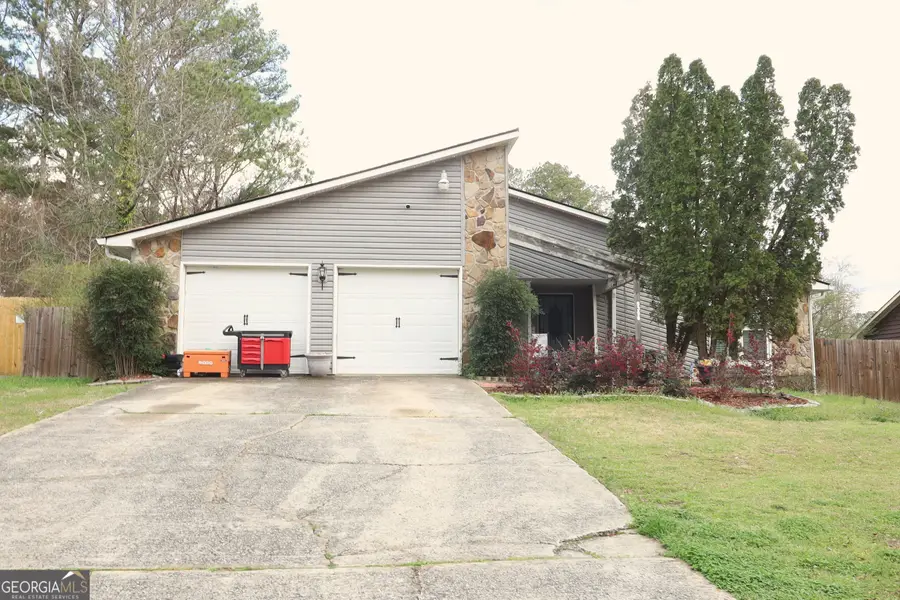 9396 Forest Knoll Drive, Jonesboro, GA 30238 - #2