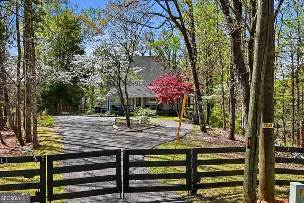 181 Woodland Circle, Dawsonville, GA 30534