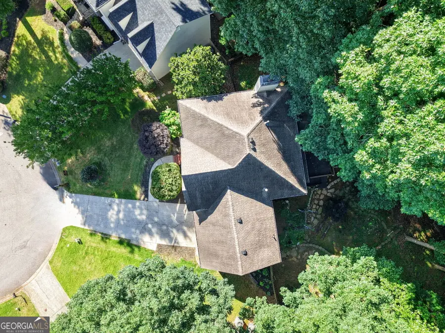 325 Camber Woods Court, Roswell, GA 30076 - #2