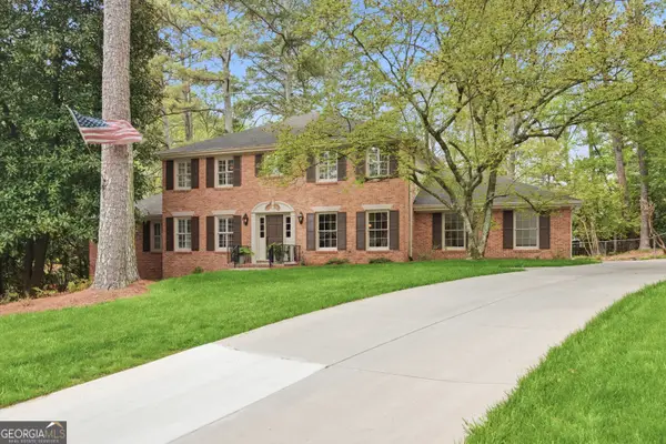 5465 Trowbridge Drive, Dunwoody, GA 30338