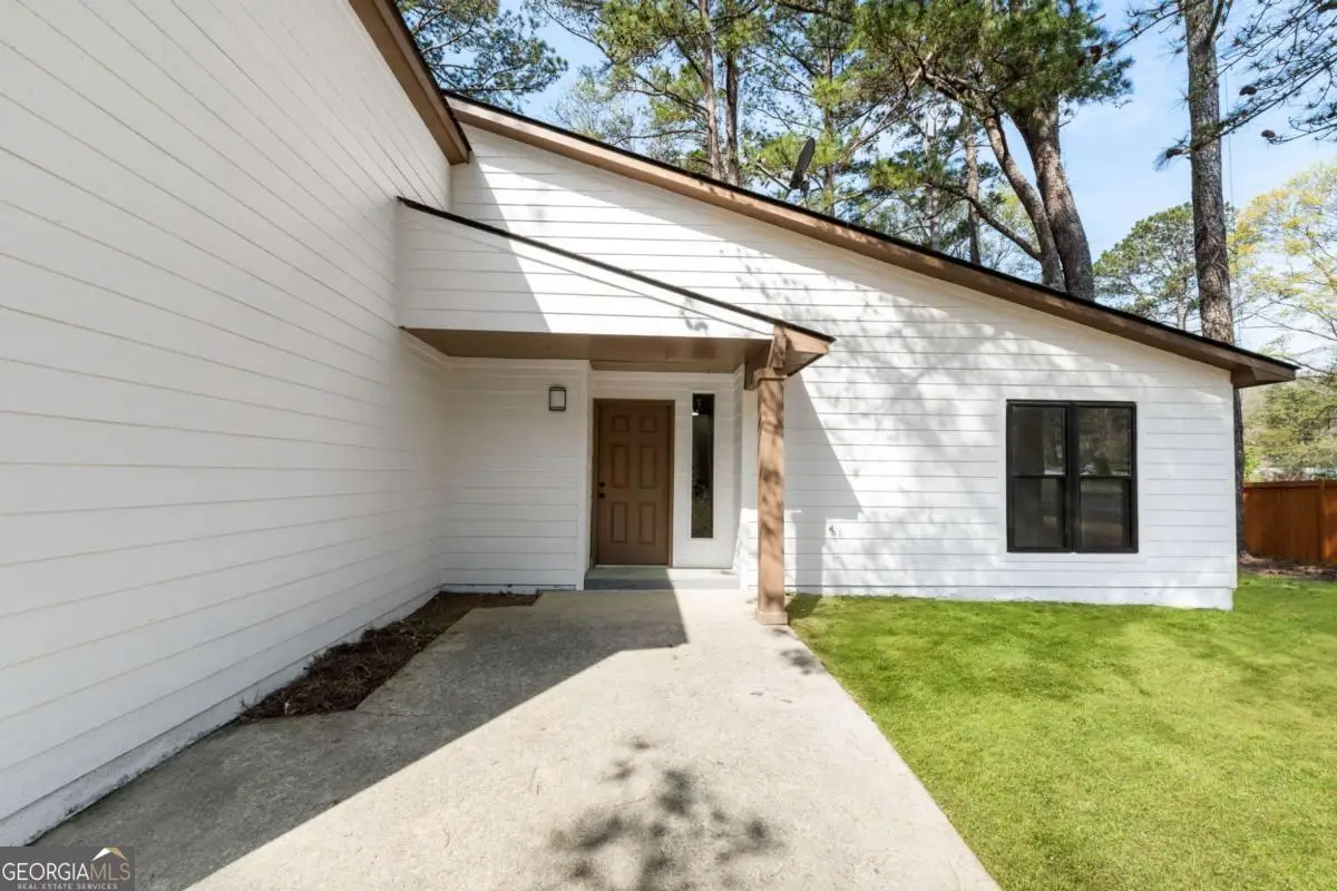 9383 Woodknoll Way, Jonesboro, GA 30238 - #1