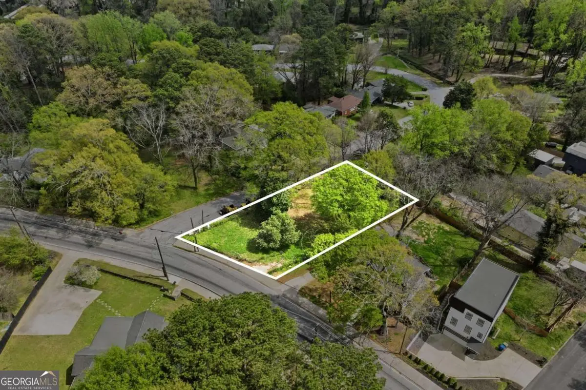 263 W Lake Avenue Nw, Atlanta, GA 30314 - #1