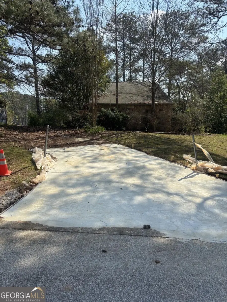 1560 Stoneleigh Hill Road, Lithonia, GA 30058 - #3