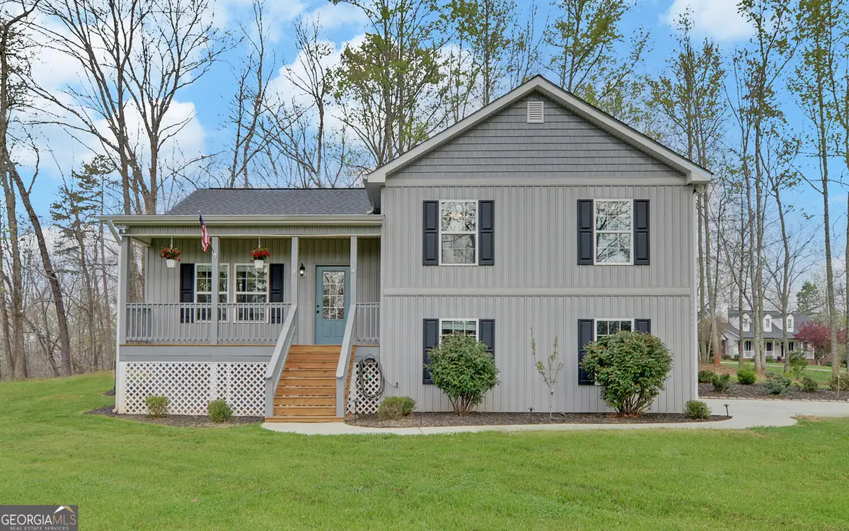 5270 Union Circle, Flowery Branch, GA 30542 - #1