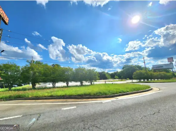 1081 Iris Drive Se, Conyers, GA 30094