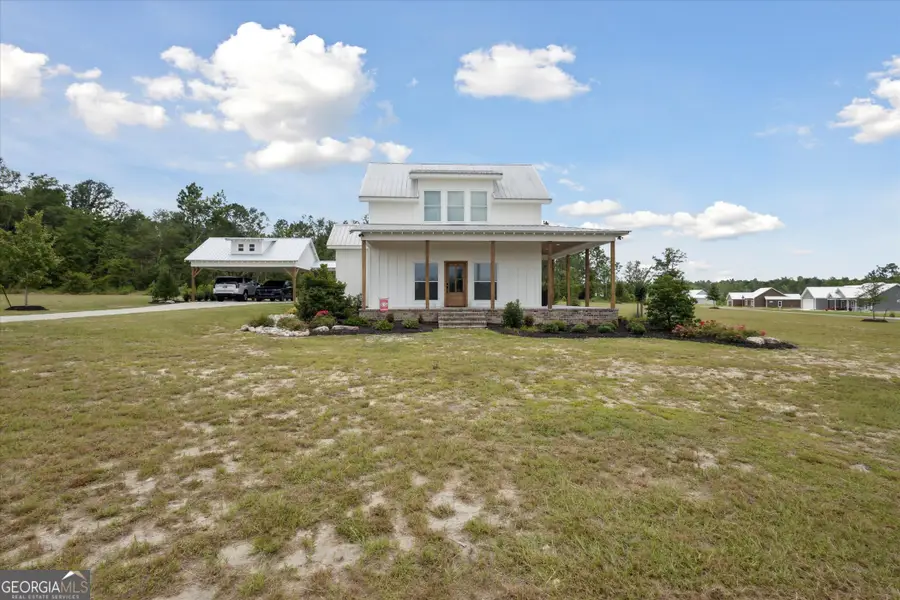 1513 Paris Avenue, Swainsboro, GA 30401 - #2