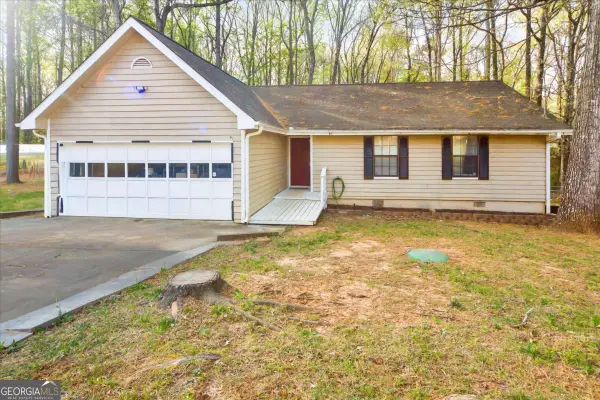 1850 Coachman Cove, Snellville, GA 30078