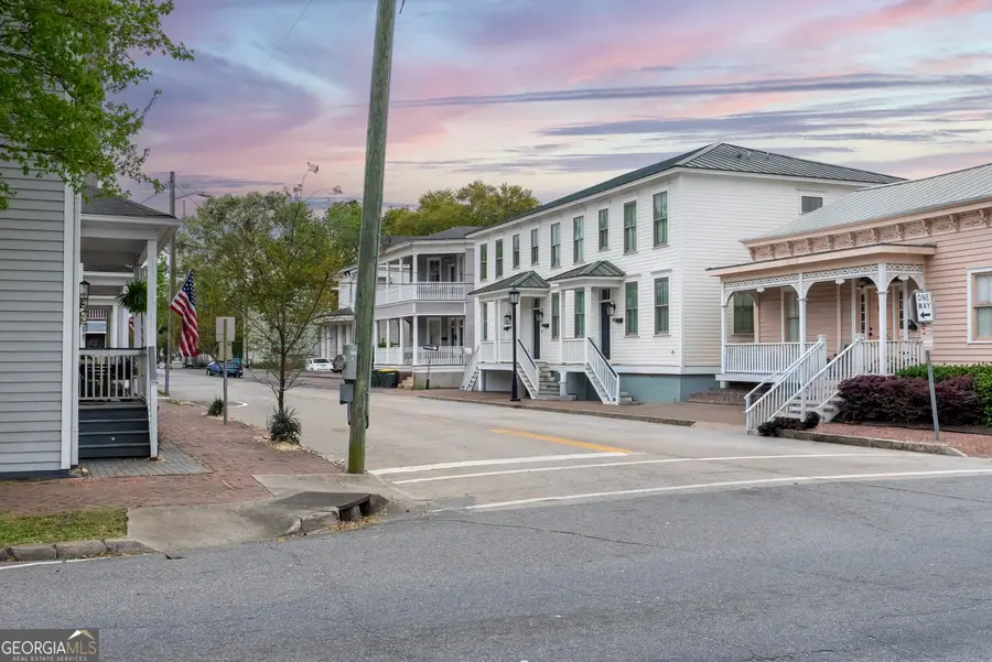 1402 Jefferson Street, Savannah, GA 31401 - #2