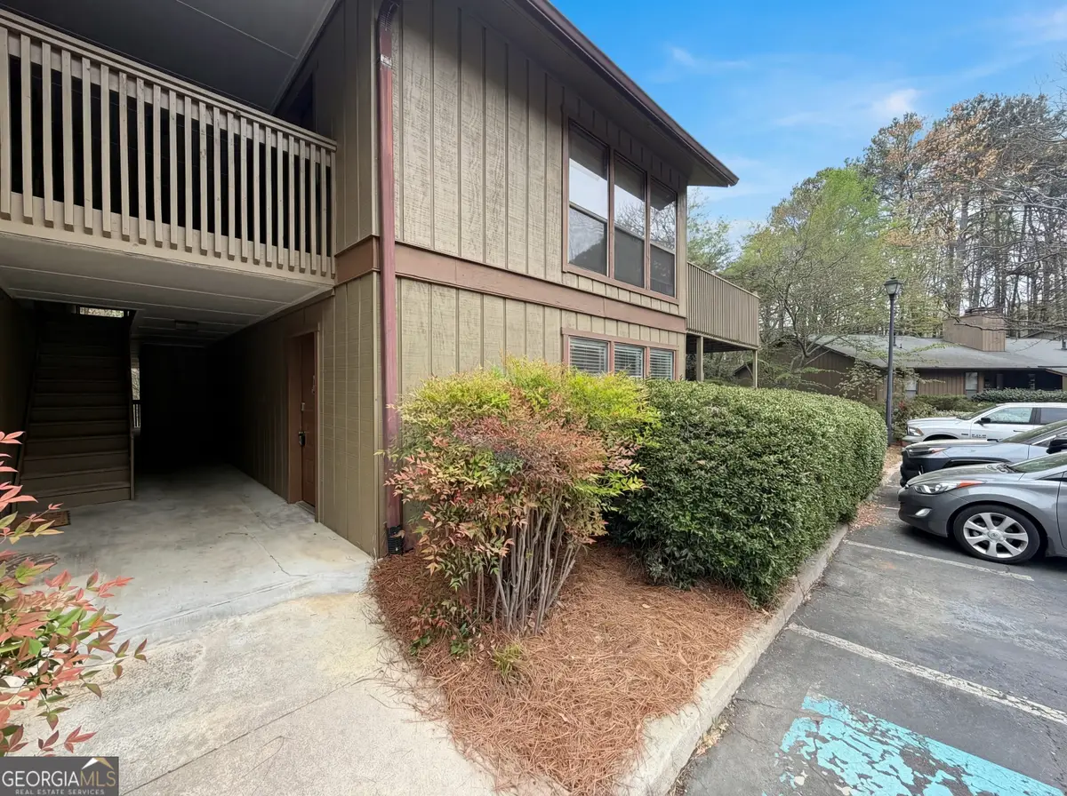 1013 Dunbar Drive, Dunwoody, GA 30338 - #1