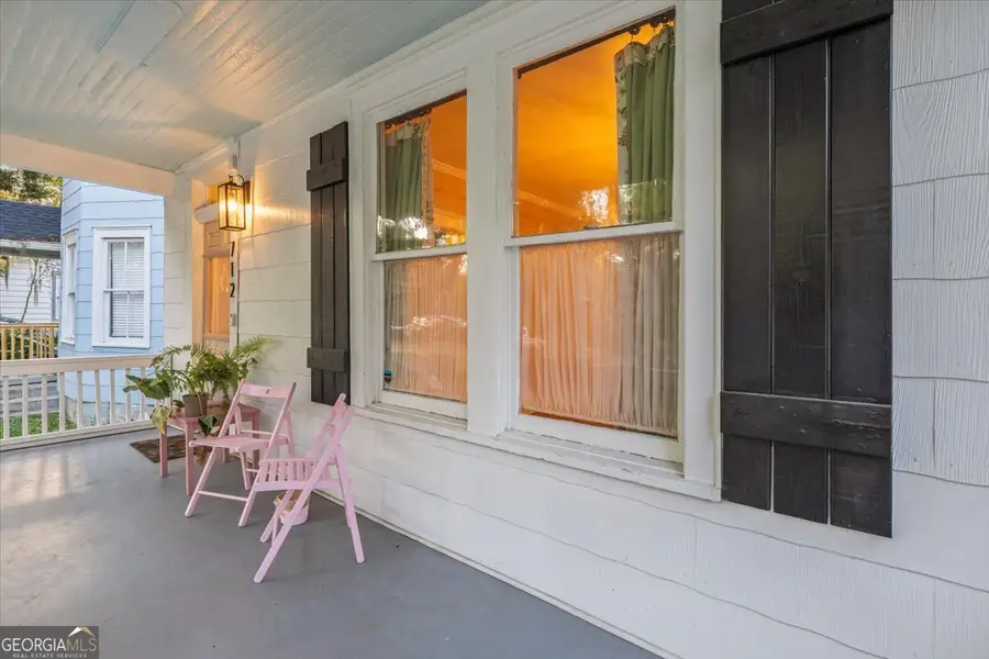 712 E 37th Street, Savannah, GA 31401 - #3