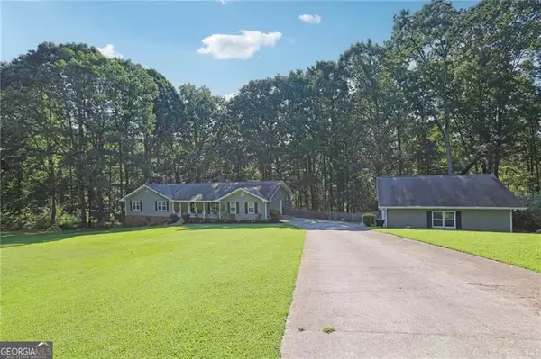 3284 Creekside Drive Se, Conyers, GA 30094