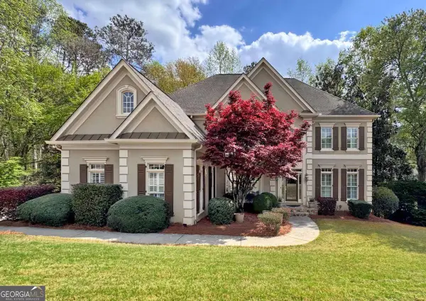 250 Steeple Point Drive, Roswell, GA 30076