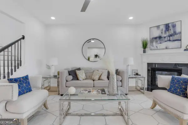 319 Privet Circle, Suwanee, GA 30024