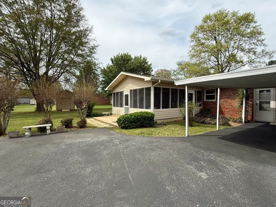 211 Ellen Street, Summerville, GA 30747 - #3