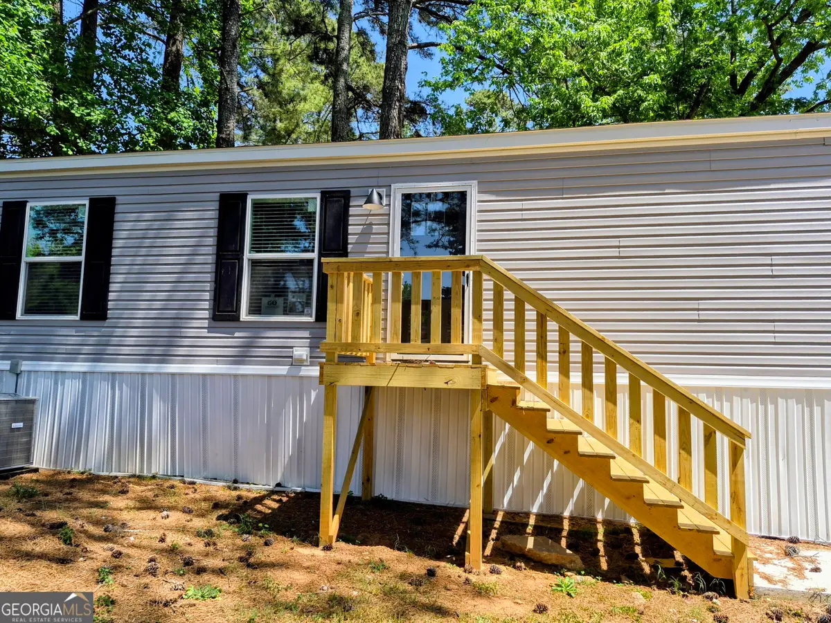 11 Club Circle, Ellenwood, GA 30294 - #1