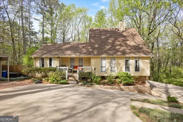 6950 Springwood Drive, Douglasville, GA 30135