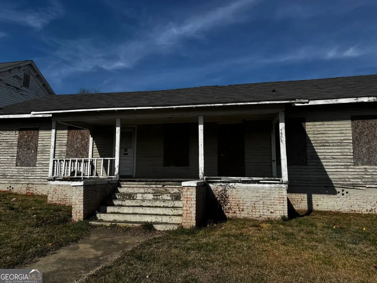 201 Jackson St., Roanoke Rapids, NC 27827 - #1