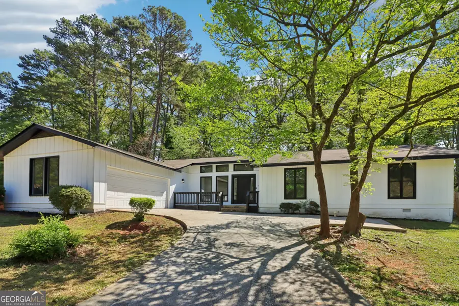 5419 Fieldgreen Drive, Stone Mountain, GA 30088 - #2