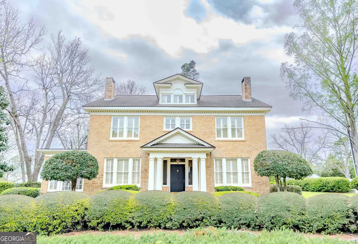 39 W Graham Street, McRae Helena, GA 31055 - #1