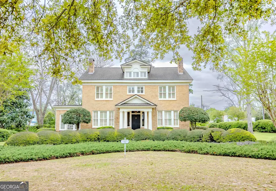 39 W Graham Street, McRae Helena, GA 31055 - #2