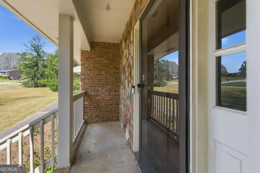 185 Redwood Circle, Fayetteville, GA 30214 - #2