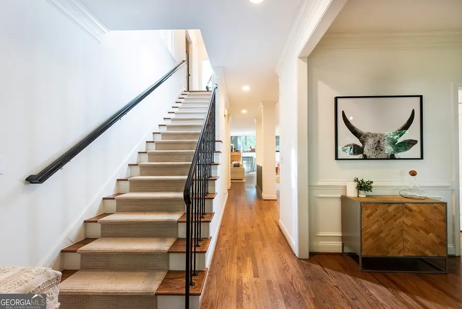 1064 Davis Circle Nw, Atlanta, GA 30318 - #3