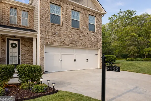 5888 Radford Loop, Fairburn, GA 30213